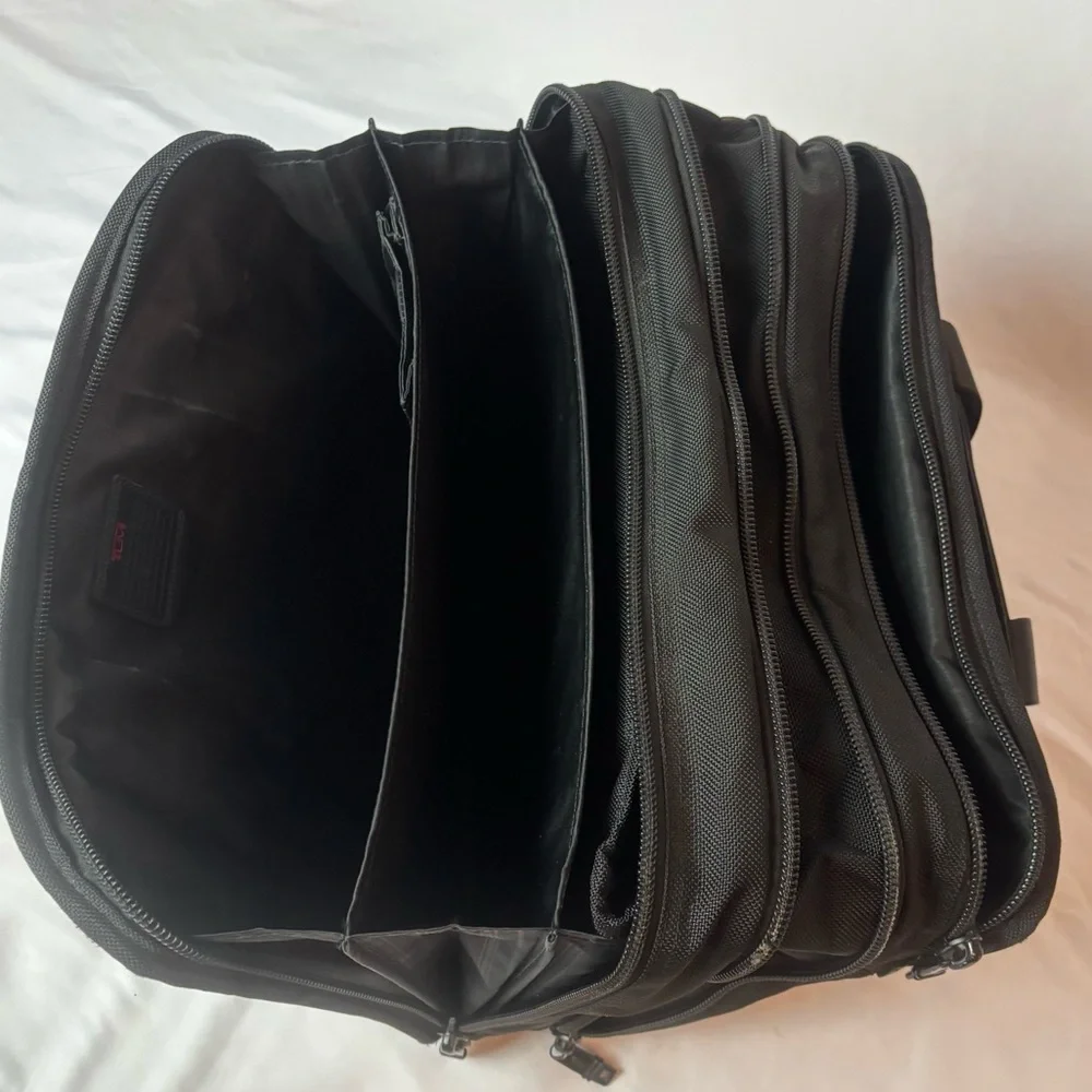 TUMI Alpha Expandable Ballistic Nylon Briefcase Messenger Laptop Bag 26114DH